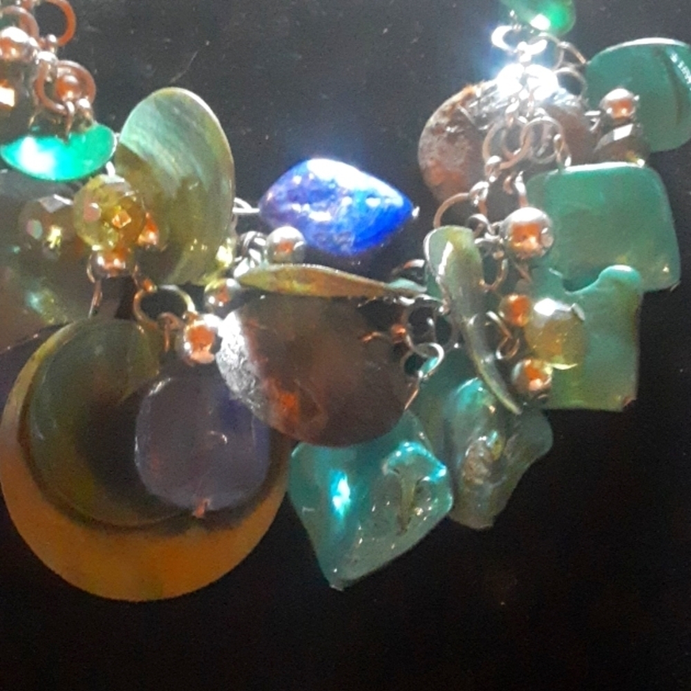 Colorful Shell Statement Necklace - image 8